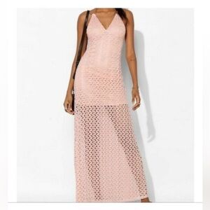 ⭐️NWOT Staring at Stars Pink Crochet Maxi Dress⭐️